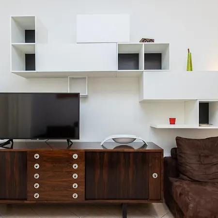 Daire Acaia By In