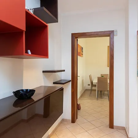 Daire Acaia By In